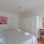 Hl Apartment